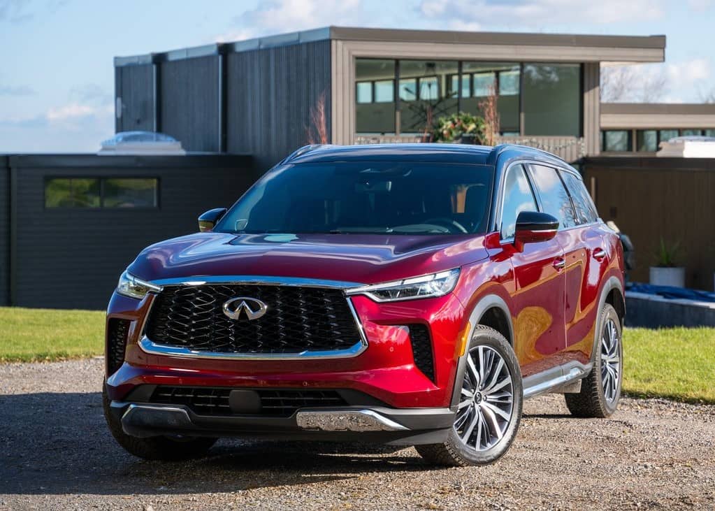 <strong>سيارة إنفينيتي QX60</strong> 