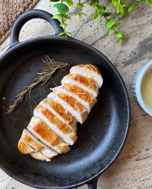 صدور الفراخ الباردة