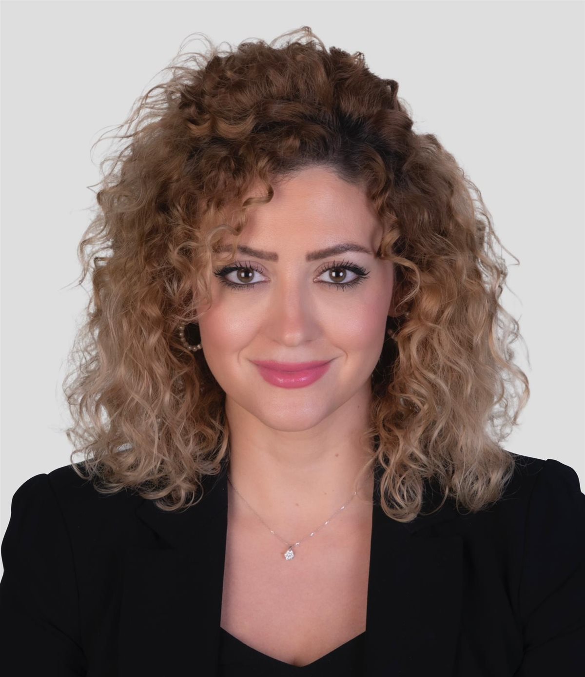 &nbsp;الدكتورة حنان المولى