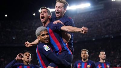 تشافي يعلن تشكيلة برشلونة لمواجهة ريال مدريد في كأس ملك إسبانيا