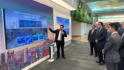 وزير الصحة يبحث مع شركة هواوي بالصين التعاون في مجال التحول الرقمي 