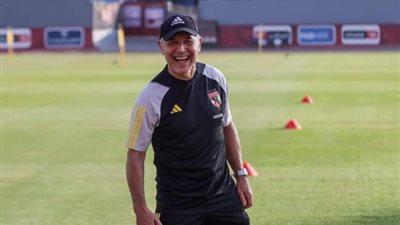 وكيل كولر: الأهلي يضع ميزانية معينة للتعاقد مع مهاجم