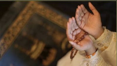 ردده في صلاتك.. دعاء اليوم السابع عشر من رمضان