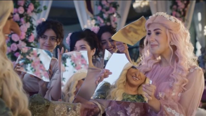 F6CE939A-1972-4EF8-881F-DA7D56A490F6