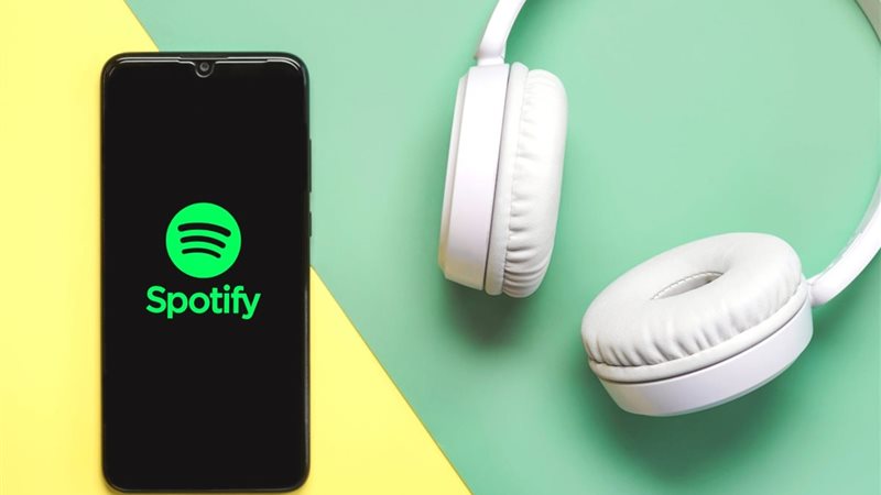 1672971505-shutterstock-1920422225-spotify
