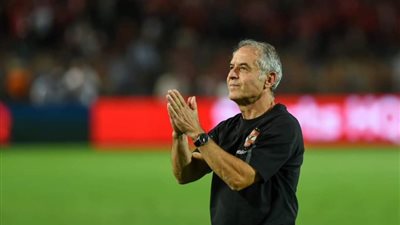 قبل لقاء سيمبا.. كولر يُعاين ملعب بنجامين مكابا 