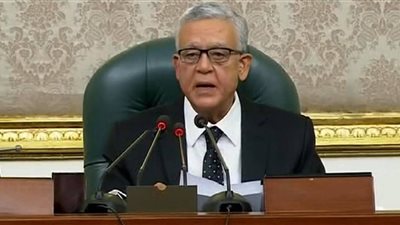 «جبالي» يُحيل قرار جمهوري و3 مشروعات إلى اللجان المختصة