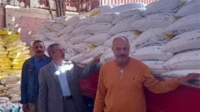 ضبط 10 طن سماد اليوريا مدعم بمركز كفر صقر