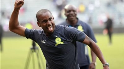 تحت ذريعة الأرجنتين والأهلي: مدرب صنداونز يفسر الهزيمة أمام مازيمبي