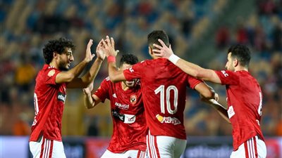 سحقًا لفاركو.. الأهلي يعود للصدارة بالثلاثية