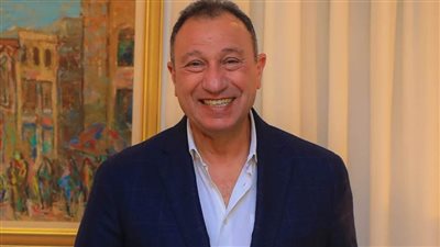 استعدادا لمواجهة سيمبا .. الخطيب يطمئن على بعثة الأهلي في تنزانيا