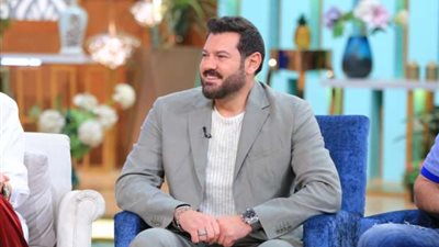 عمرو يوسف: ظهور يسرا في 