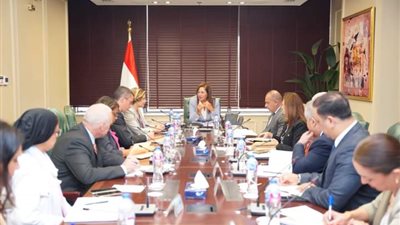 الدكتورة هالة السعيد تبحث سبل التعاون مع وفد البنك الدولي