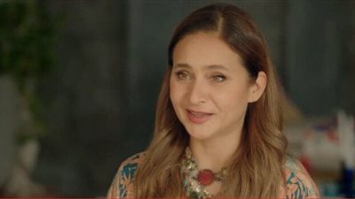 فراولة محاصرة بين القانون والنصب في الحلقة 5 من 