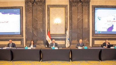 رئيس اقتصادية قناة السويس يستعرض الموقف المالي خلال العام المالي 2023-2024