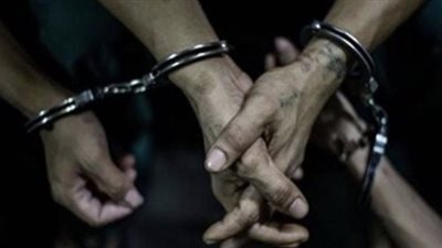 بحوزتهم 9 كيلو مواد مخدرة.. سقوط عصابة الاتجار في المخدرات بالعاصمة