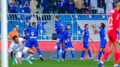 الهلال يعزز صدارة الدوري السعودي برباعية ضد الشباب