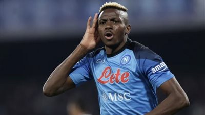 أوسيمين يفتح النقاب عن منافسة صلاح وحكيمي ويشارك خططه للمستقبل