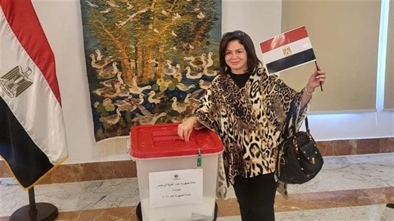 FF5C4D3D-0B2E-4C14-8DAE-56B6247B7363