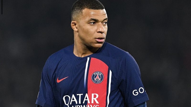 F870E971-5EF2-4C48-89CE-6A1C4C3D1676