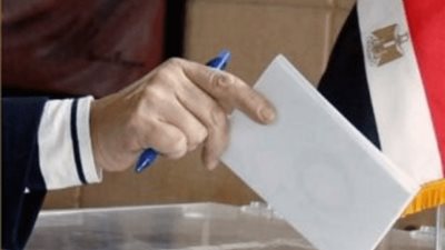 الإقبال الكثيف على الاقتراع يتسبب في نفاذ البطاقات ببعض اللجان الانتخابية