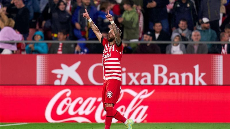 C5218A2B-0340-4303-B3F1-80DB30457CFA