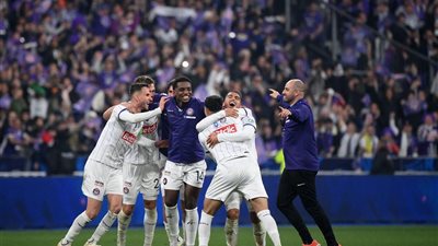 تولوز ينهي انتظار 66عامًا ويتوّج بلقب كأس فرنسا.. بحضور مصطفى محمد