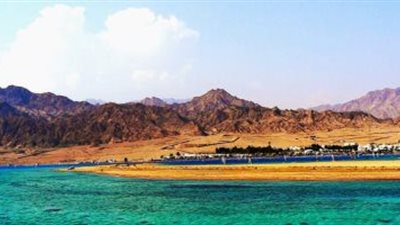 الدفاعات الجوية ترصد سقوط جسم طائرة قبالة سواحل دهب والنيابة تُحقق