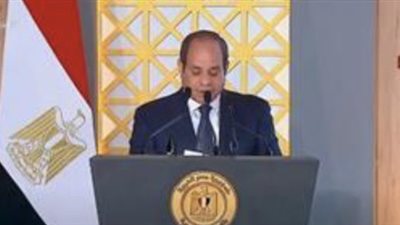 السيسي :إن بناء الوطن والمستقبل، لا يمكن أن يحدث على النحو الأمثل دون سواعد عمال مصر الأوفياء