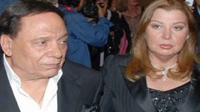 عادل إمام: قصة الحب بيني وبين زوجتي كانت من نوع خاص