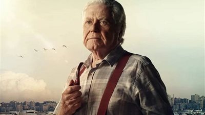 تعرف على شخصية الفنان حسين فهمي في فيلم الإسكندراني