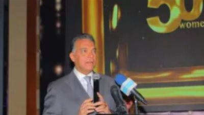 رئيس الوزراء يتقدم بخالص العزاء لأسرة وزير النقل السابق هشام عرفات