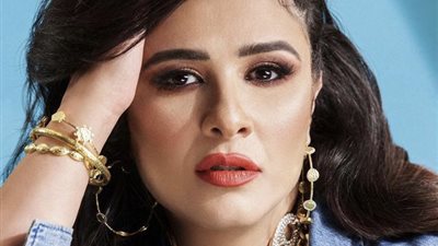 بفستان الزفاف.. ياسمين عبدالعزيز تكشف عن زوجها الجديد