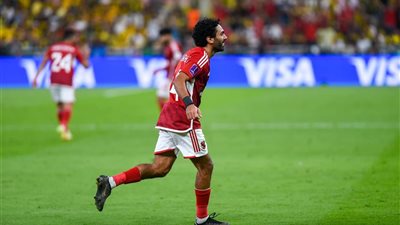 تحت قيادة كولر: حسين الشحات يكشف عن كيفية تحول الأهلي إلى قوة عالمية