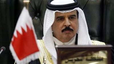 العاهل البحريني ووزير الدفاع الأمريكي يبحثان أهمية وقف إطلاق النار في غزة