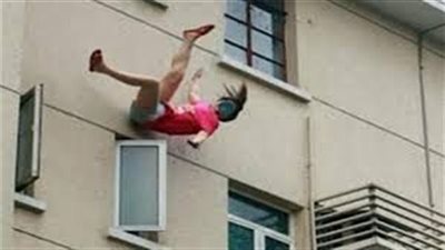 لا شبهة جنائية في مصرع طفلة سقطت من عقار بالعجوزة