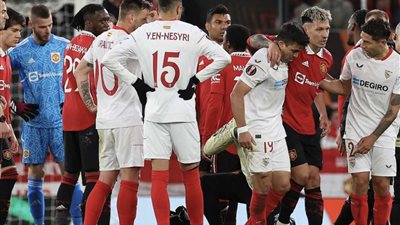 الحظ السيء يلاحق مانشستر يونايتد: إصابتان جديدتان تعكر الأجواء