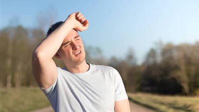 الأرصاد تحذر المواطنين من خطورة التعرض للشمس