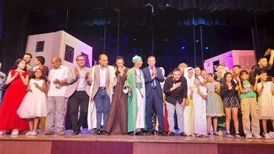 بمسرح كامل العدد.. ثقافة المنوفية تحتفي بذكري المولد النبوي