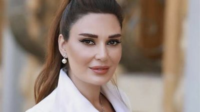 سيرين عبد النور.. رحلة فنية من عارضة أزياء إلى نجمة متألقة