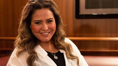 وقعت في غرام محمد فؤاد.. رجال في حياة الفنانة صابرين