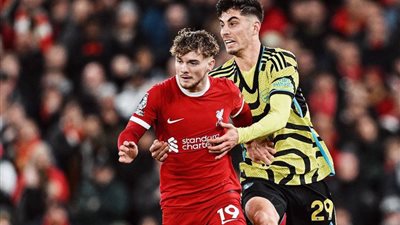 التعادل الإيجابي أمام ليفربول يهدي أرسنال صدارة الدوري