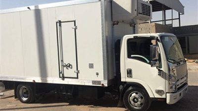 ضبط سائق بتهمة السير عكس الإتجاه فى التجمع الخامس بالقاهرة