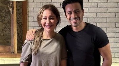 أحمد داود يكشف عن أول صورة من كواليس فيلمه الجديد مع منة شلبي