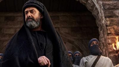 ممثل استثنائي متألق.. كريم عبد العزيز صاحب شخصية متكاملة في 