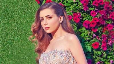 تعرف على سبب ابتعاد مي عز الدين عن مواقع التواصل الاجتماعي