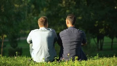 3 أفكار خاطئة عن الصديق المقرب قد تفقدك الثقة