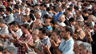 مع حلول عيد الفطر.. تعرف علي كيفية أداء صلاة العيد وعدد تكبيراتها