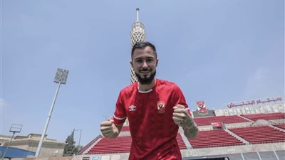 سافيو يقف إلى جانب فينيسيوس ويؤكد تضامنه معه في رسالة مؤثرة