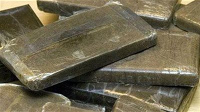 ترويج المخدرات يقود الأمن لضبط سائق بحوزته 13 كيلو حشيش في أطفيح